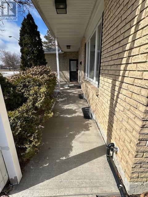 Photo - 1 Esplanade Rd