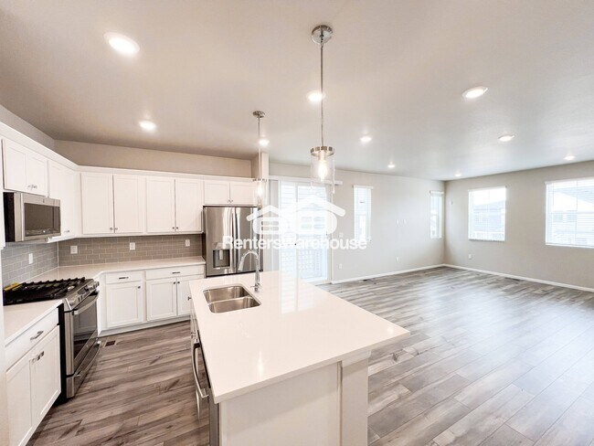 Photo - 8826 Yellowcress St