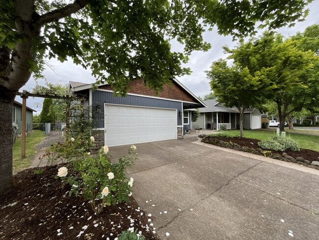 Photo - Charming Home Near Nike Campus with Vaulted Ceilings & Updated Kitchen