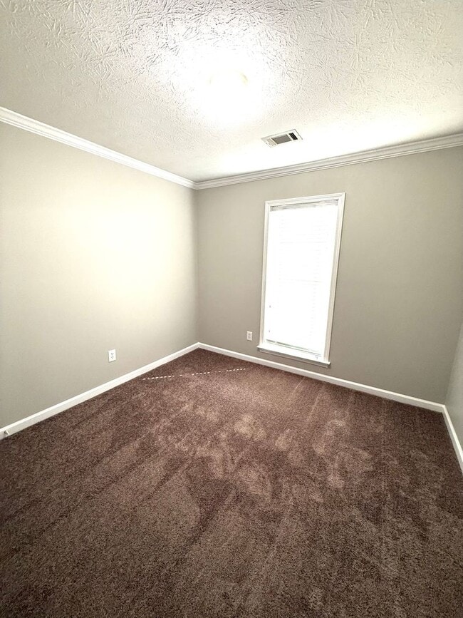 Photo - ** 3 bed 2 bath located in Thorington Trace ** Call 334-366-9198 to schedule a self tour