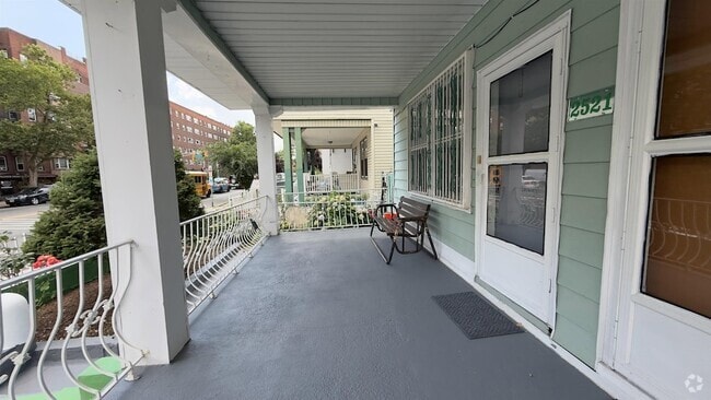 Building Photo - 2521 John F. Kennedy Blvd Rental