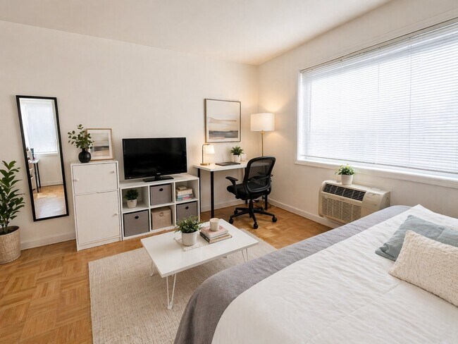 Photo - 4465 MacArthur Blvd NW Unidad 111