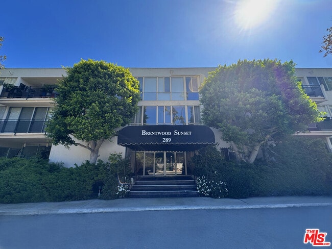 Photo - 289 S Barrington Ave Unit A106