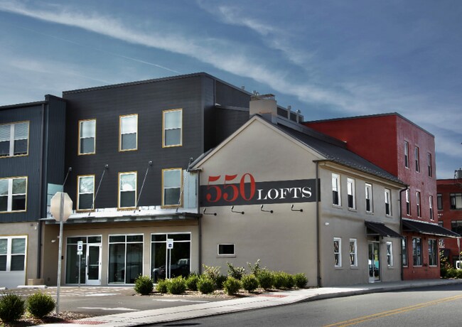 Photo - 550 New Holland Ave Unidad 105