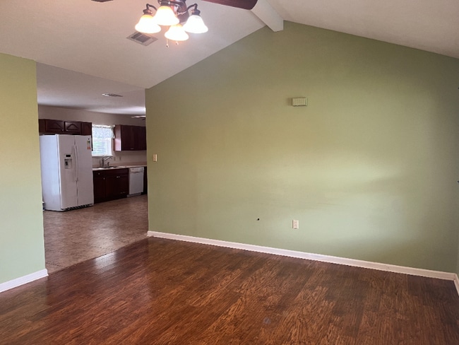 Photo - 1705 Briarwood St