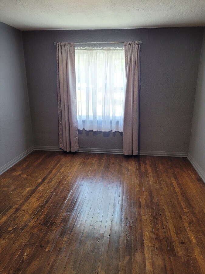 Photo - 6819 MacCorkle Ave Unit Apartment #1