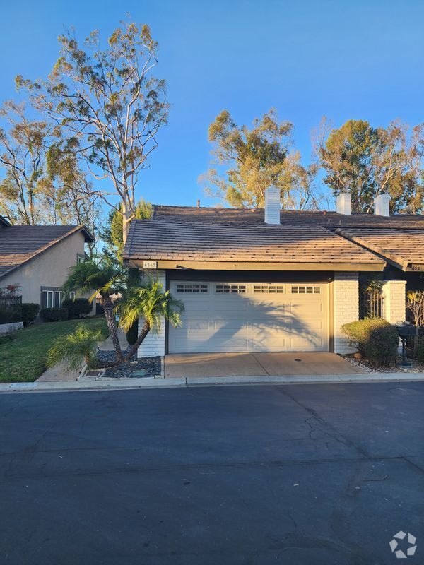 Building Photo - 6565 E Paseo Diego Rental