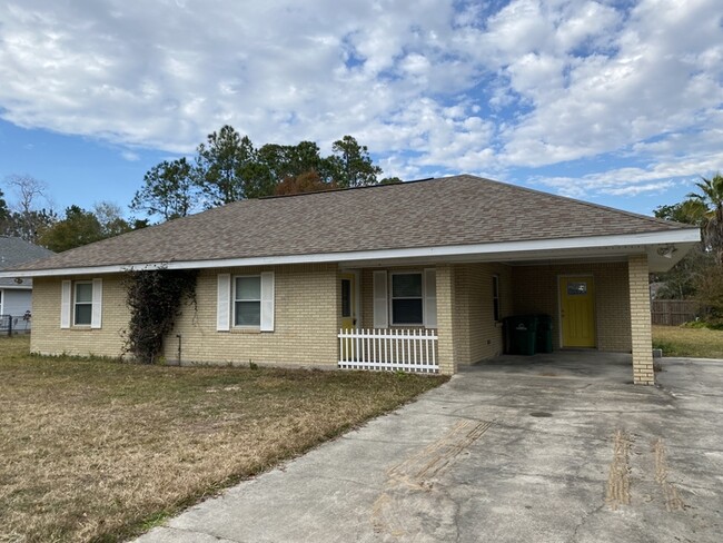 Beautiful 3/2 in Bay St. Louis, MS - Beautiful 3/2 in Bay St. Louis, MS Casa