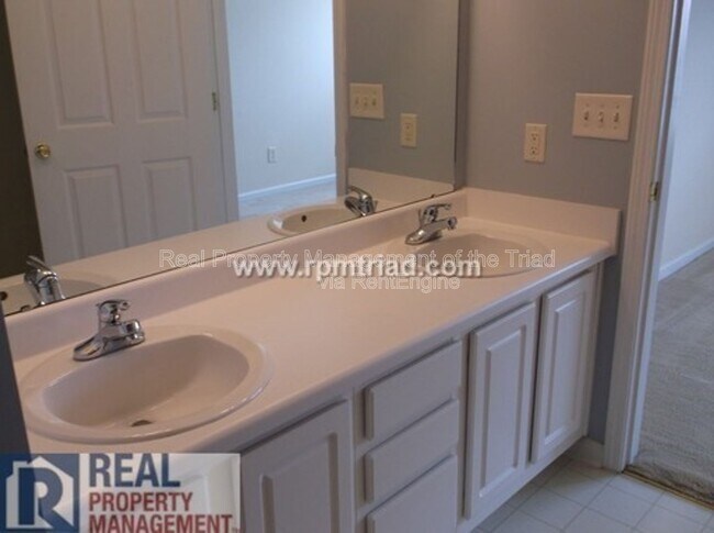 Photo - 5810 Battery Dr