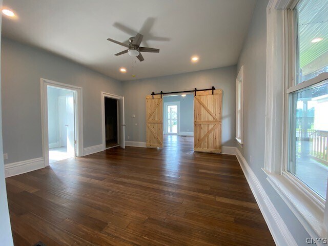 123 Barlow St