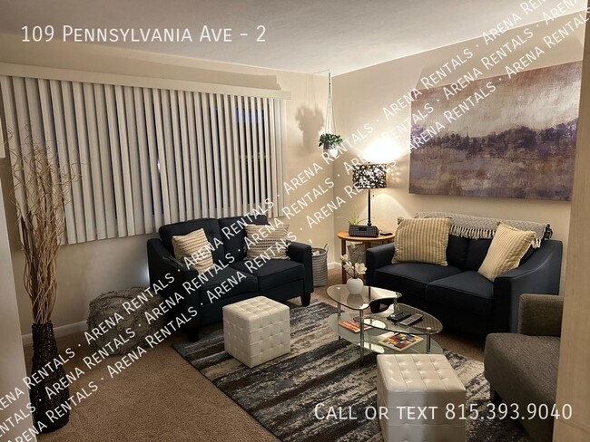 Building Photo - 109 Pennsylvania Ave Unit 2