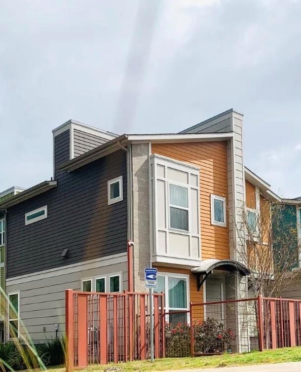 Building Photo - 1812 Carlson Dr