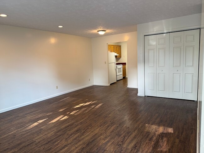 28 Blevins Mayfield Rd Unit 2