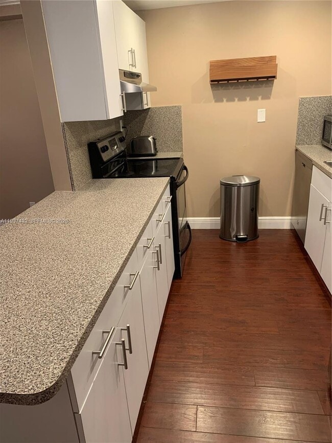 Photo - 6667 Miller Dr