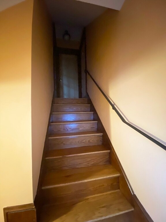 Photo - 16 Arborough Rd Unit 2