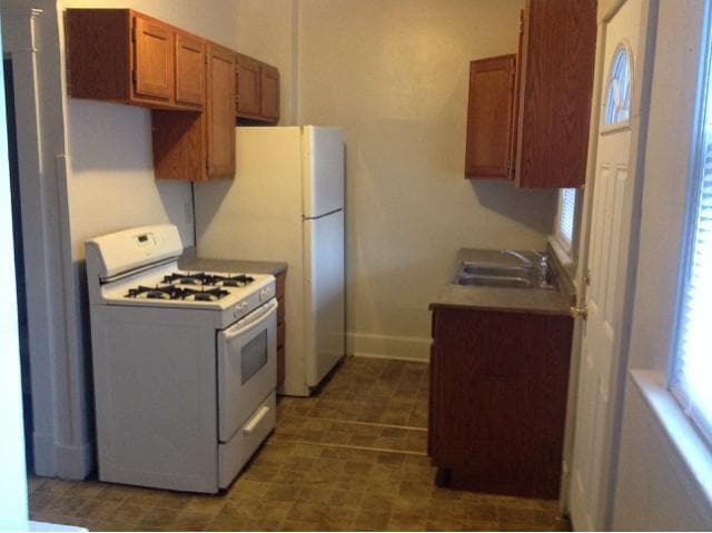 Photo - 1409 E St