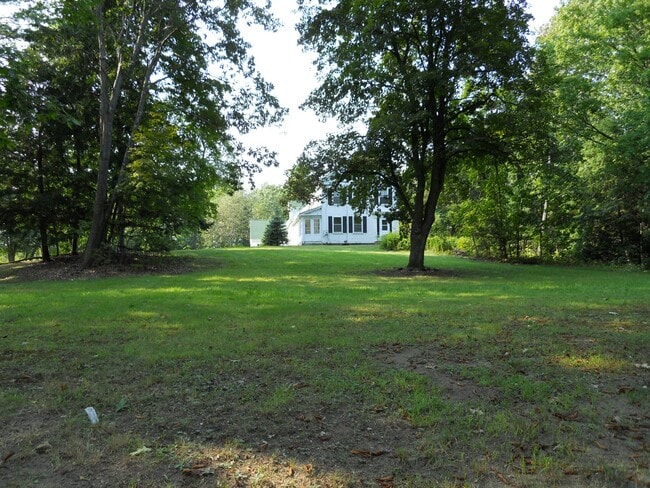 66 Piscassic Rd