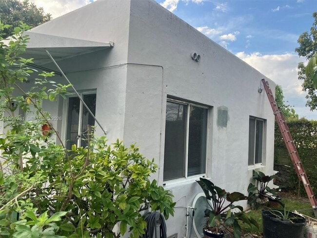 Photo - 2731 NW 4th St Unit 2