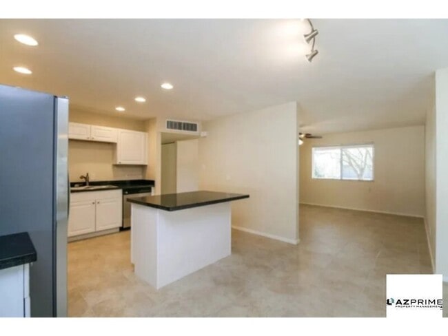 Photo - 7421 E Belleview St