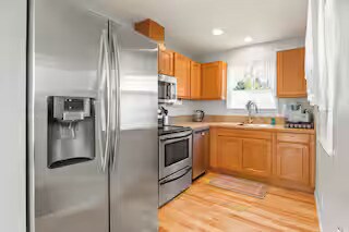 Photo - 763 18th St NE