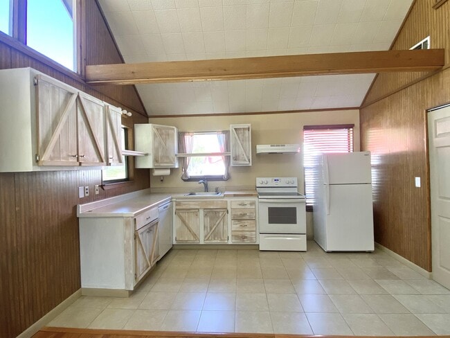 Photo - 4069 Christopher Ln