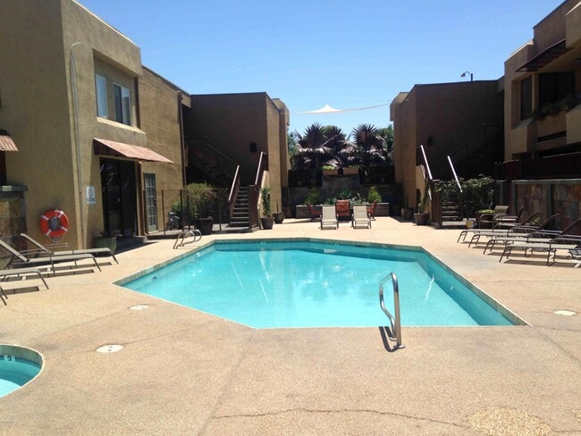Building Photo - 4120 N 78th St Rental