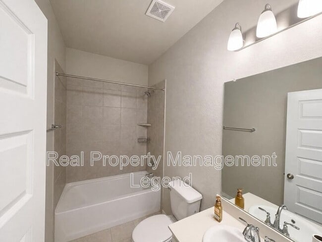 Photo - 5601 Portola Ln