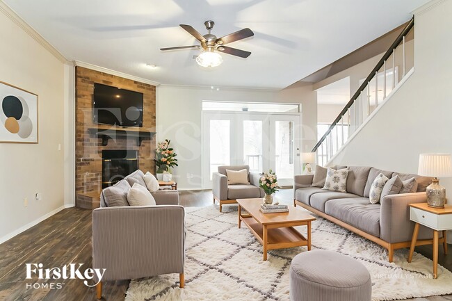 Photo - 1819 Chelsea Dr