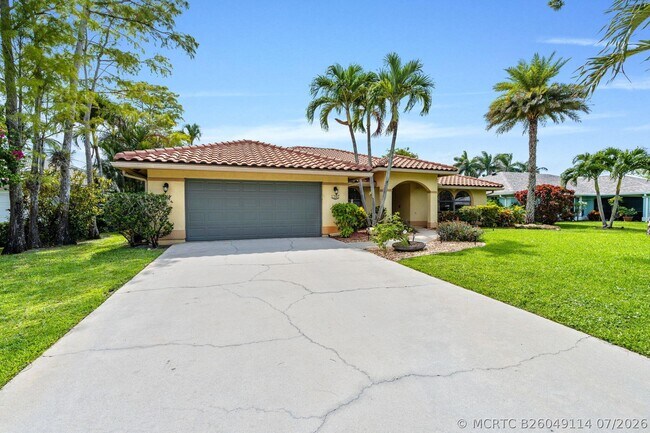 Photo - 1707 Primrose Ln