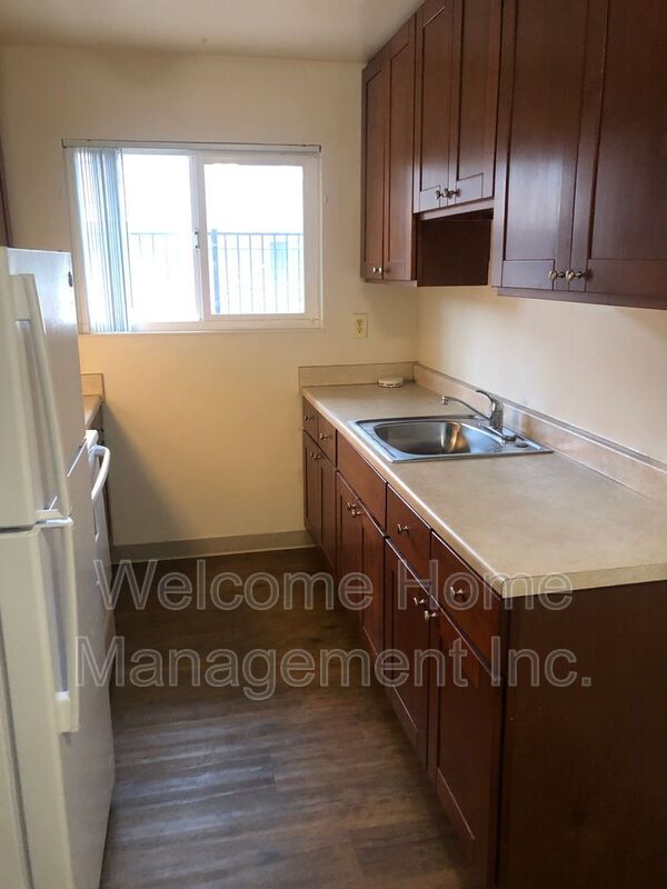 Photo - 15111 Washington Ave