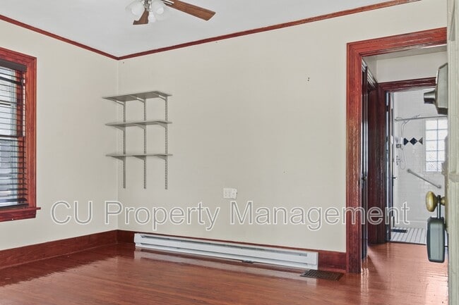 Photo - 404 E Illinois St