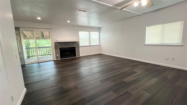 Photo - 3601 N Hills Dr