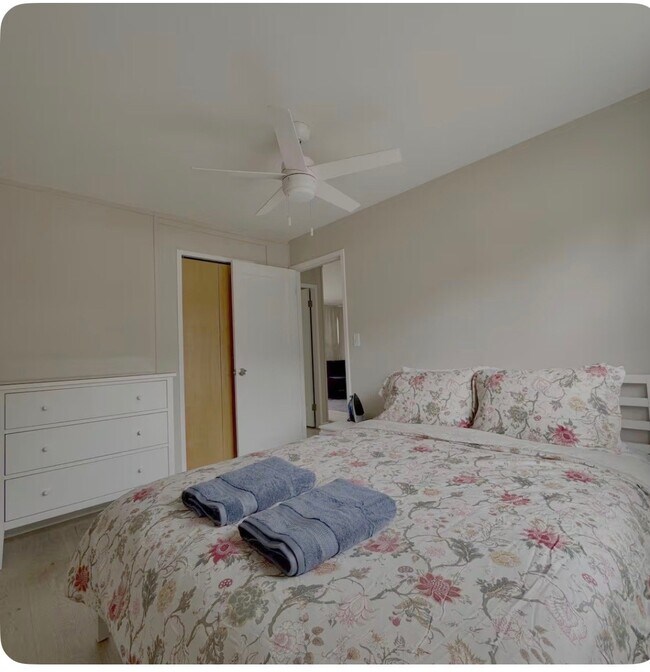 Photo - 5224 NE 62nd Ave