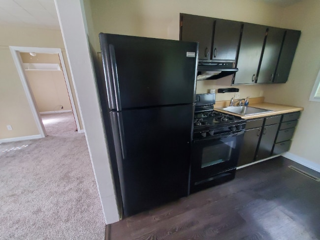 Photo - 722 Wildwood Dr