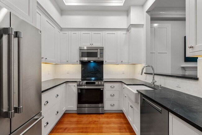 Photo - 216 Commonwealth Ave Unit 3