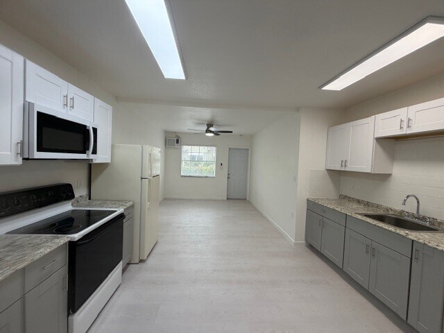 Photo - 901 N J St Unit 2