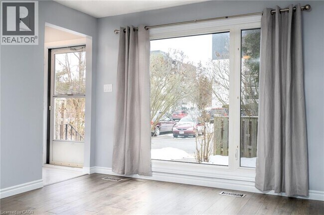 Photo - 42 Wilsonview Ave