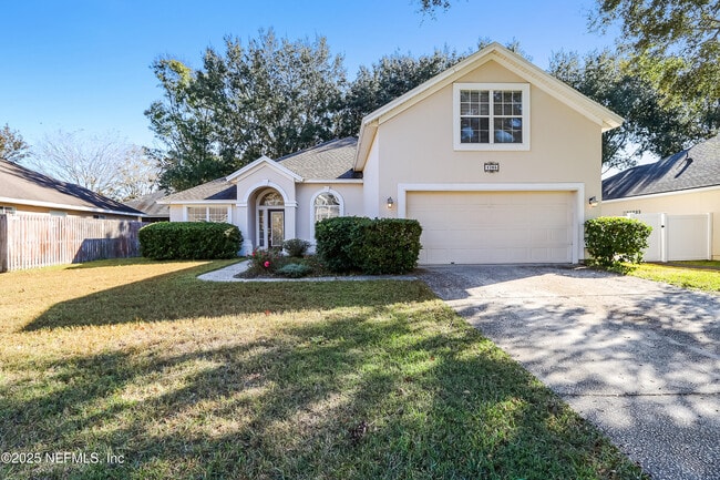 Building Photo - 1704 Dartmoor Ln