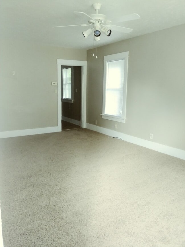 Photo - Cozy 2 bed 1 bath house $995