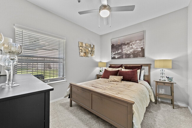 Spring Parc Apartment Homes Bedroom