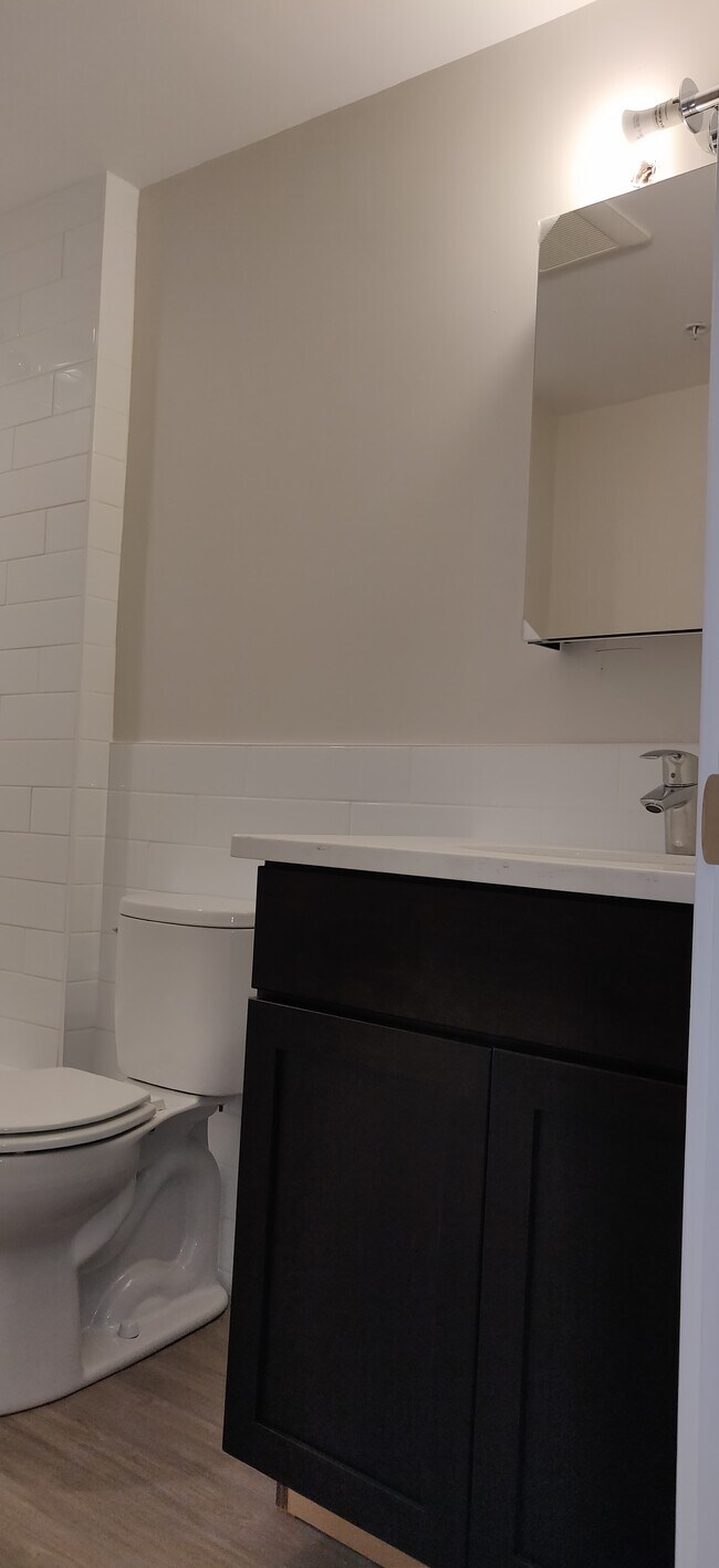 Photo - 31 Glenville Ave Unidad 1