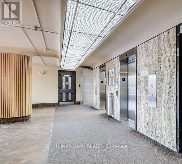 Photo - 1 Massey Square Unit 2218