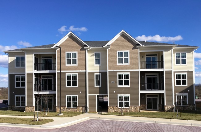 Hiatt Run Apartments - Hiatt Run Apartments