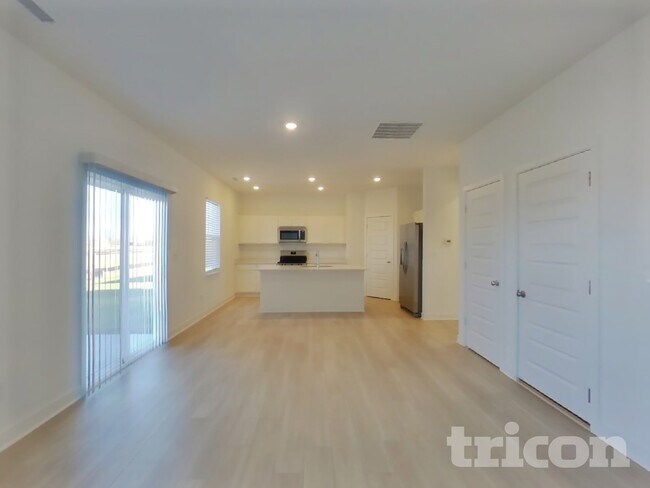 Photo - 11904 Moorfield Ln