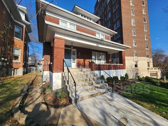 Photo - 2029 Baringer Ave