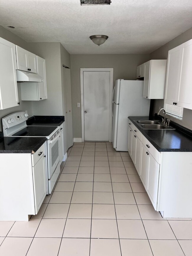 Photo - 13105 Hanley Dr
