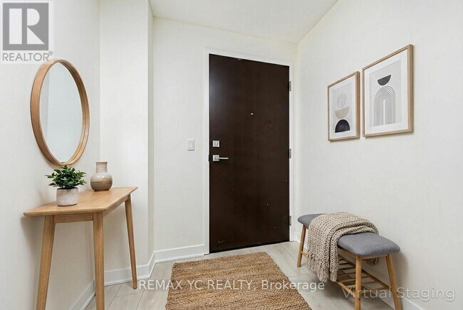Photo - 2221 Yonge St Unit 1111