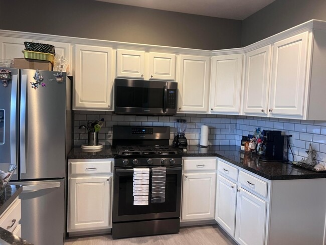 Building Photo - 3427 Fishinger Mill Dr Unit 3427