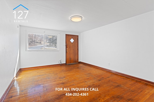 Building Photo - Comfortable & Convenient 1-Bedroom Apartment in Prime Lynchburg Location! Unit 2