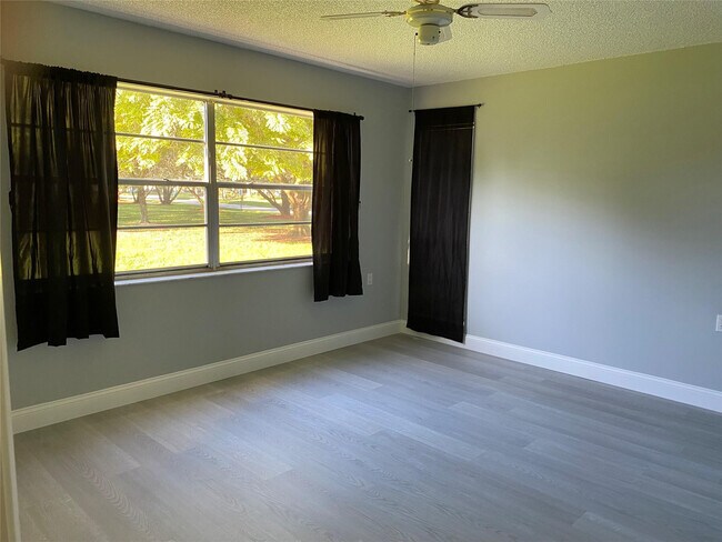 Photo - 2602 Nassau Bend Unit F1